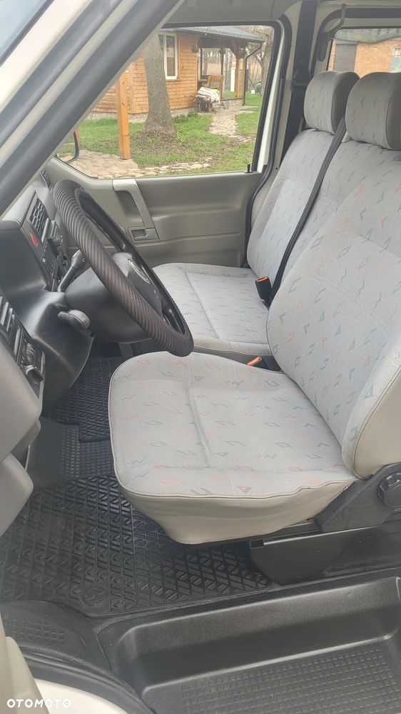 Volkswagen Transporter Standard - 11