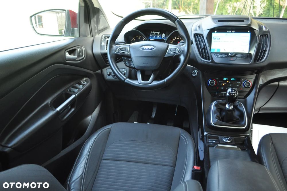 Ford Kuga 2.0 TDCi 4x4 Titanium - 25