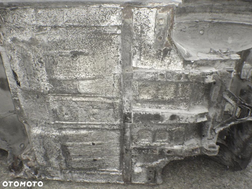 karoseria błotnik poszycie dach ćwiartka buda słupek nadkole 126p maluch - 14