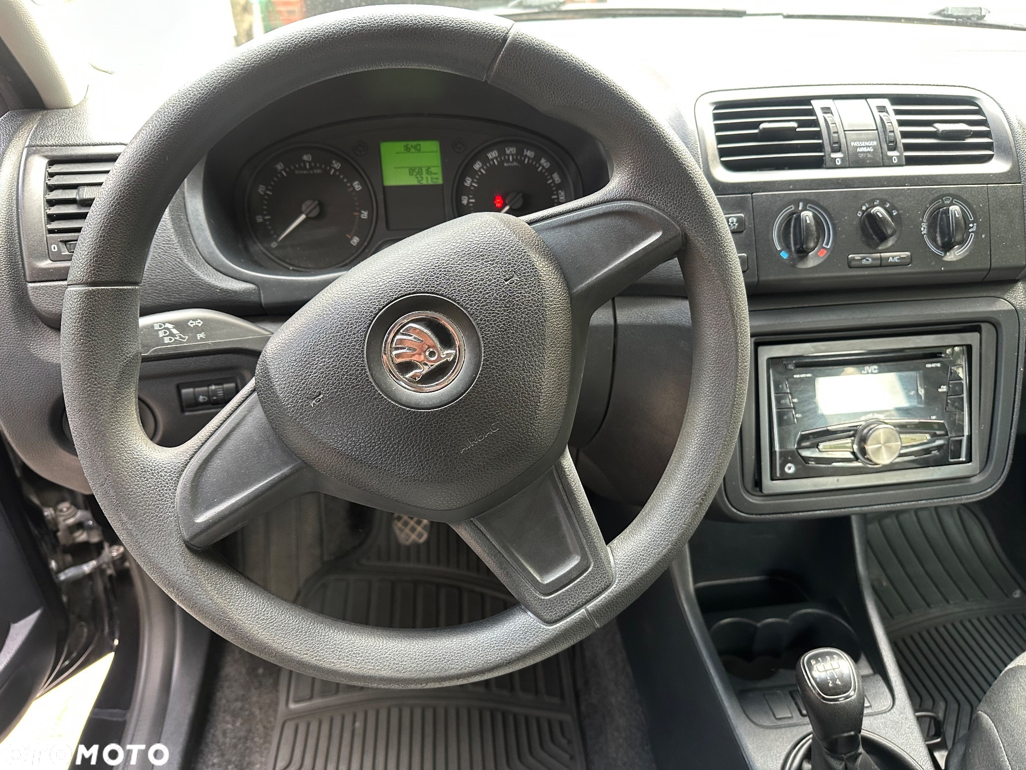 Skoda Fabia 1.2 TSI Active Plus - 12