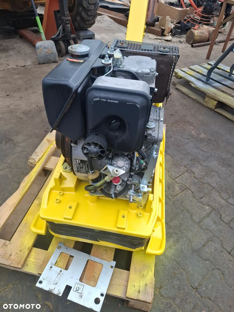 Silnik hatz 1d41 1d42 - 4
