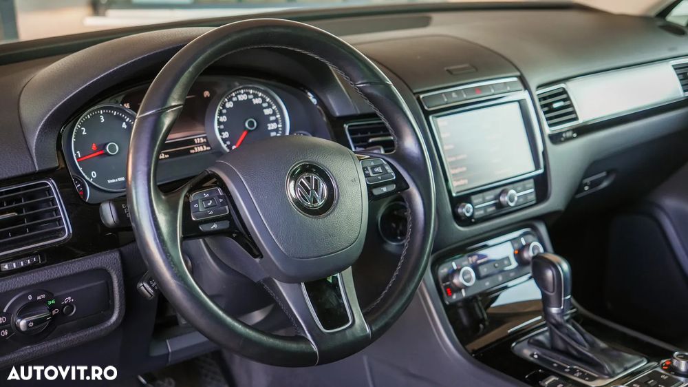 Volkswagen Touareg 3.0 V6 TDI SCR Blue Motion DPF Automatik - 22