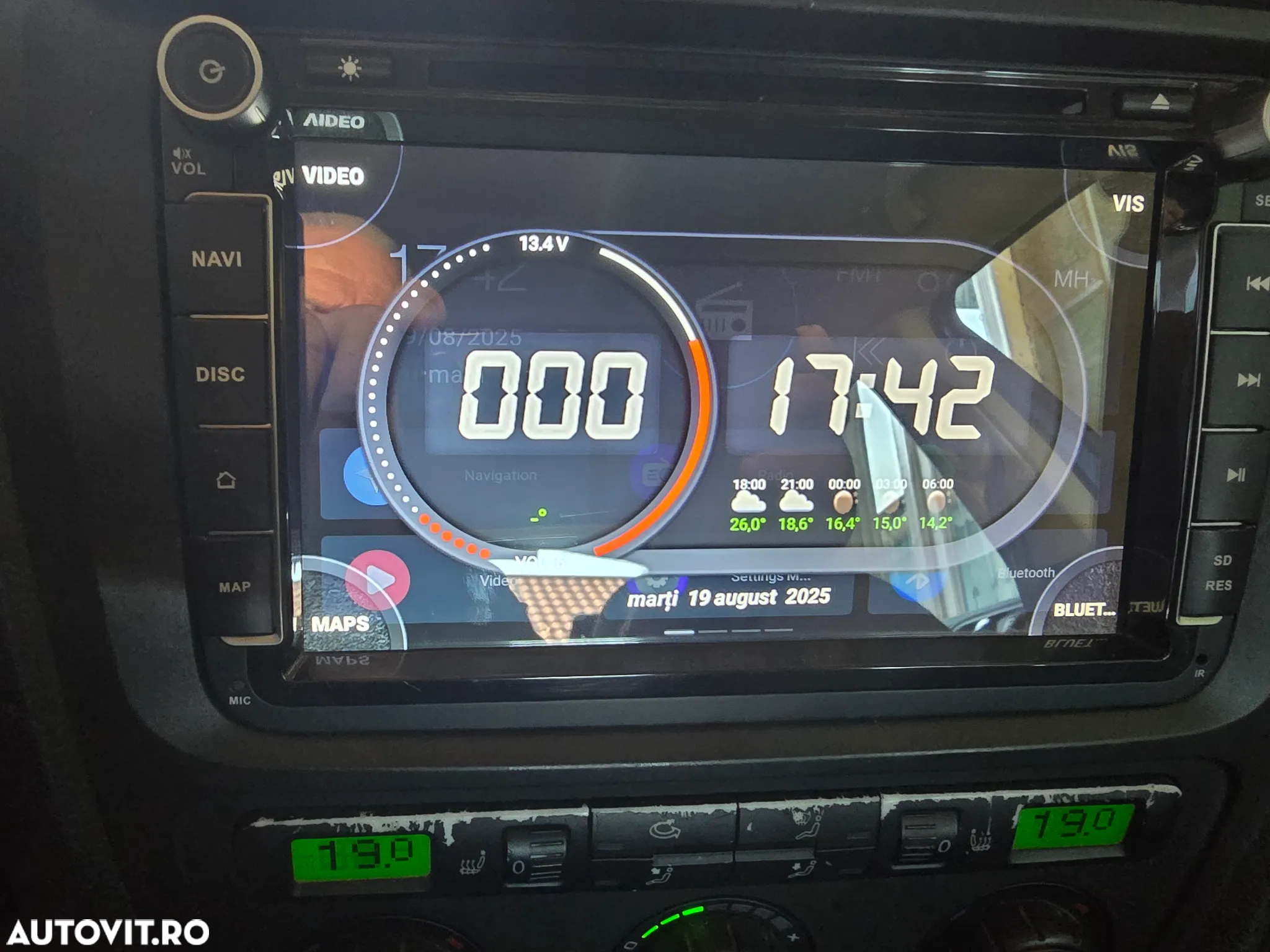 Skoda Octavia 1.6 Ambiente - 4