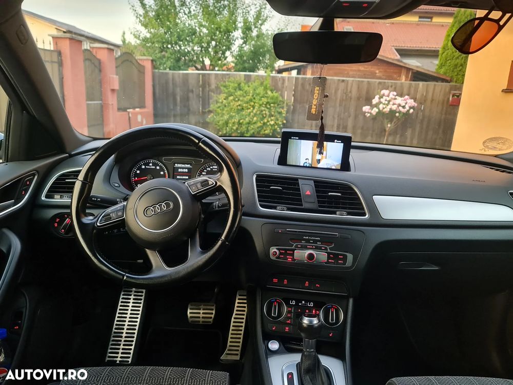 Audi Q3 1.4 TFSI Stronic Design - 6