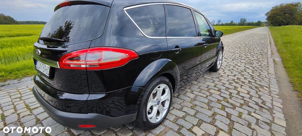 Ford S-Max - 22