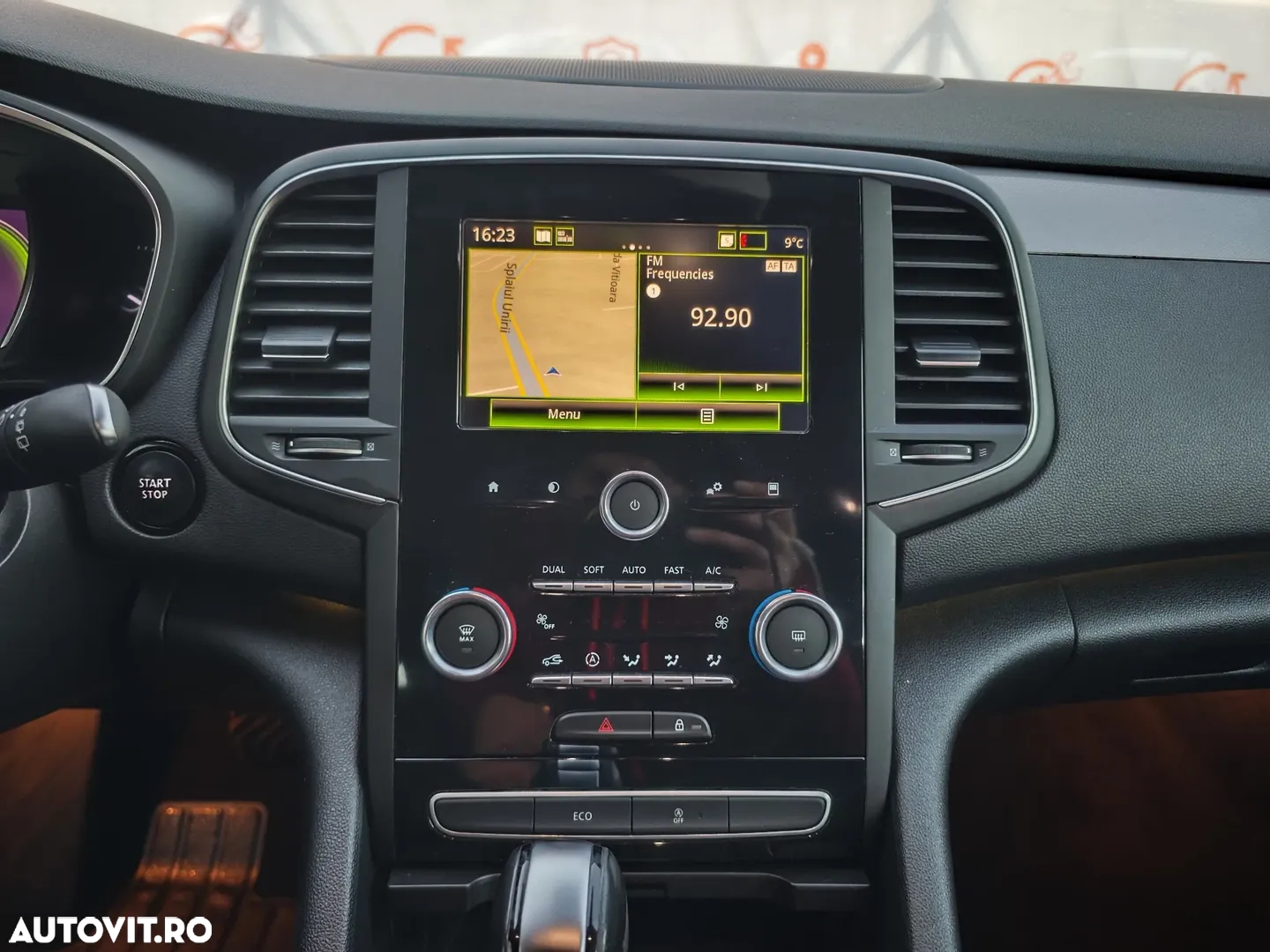 Renault Talisman Grandtour BLUE dCi 160 EDC BUSINESS EDITION - 23