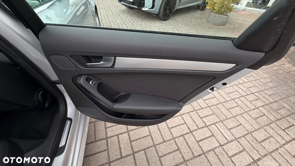 Audi A4 Avant 2.0 TDI - 28