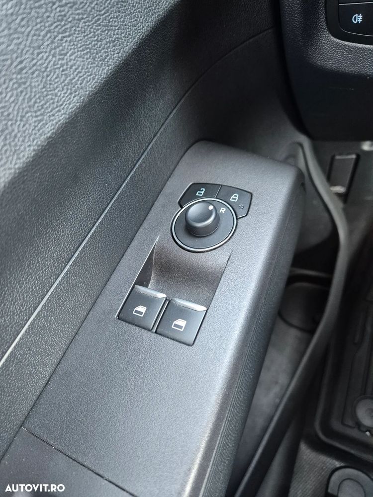 Ford TRANSIT COURIER - 25