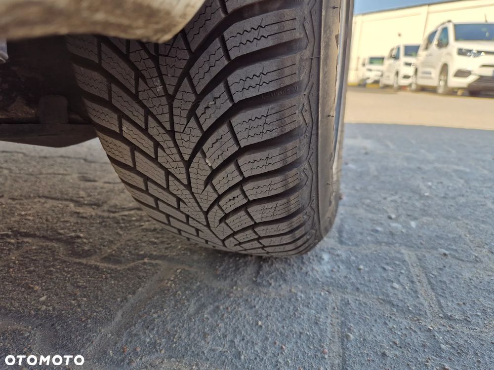 Toyota Proace City - 27