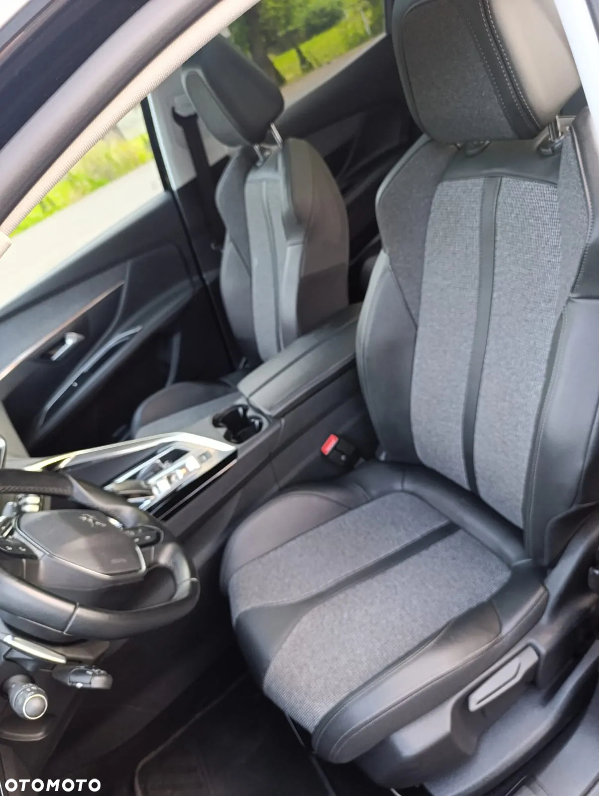 Peugeot 3008 1.5 BlueHDi Allure S&S EAT8 - 13