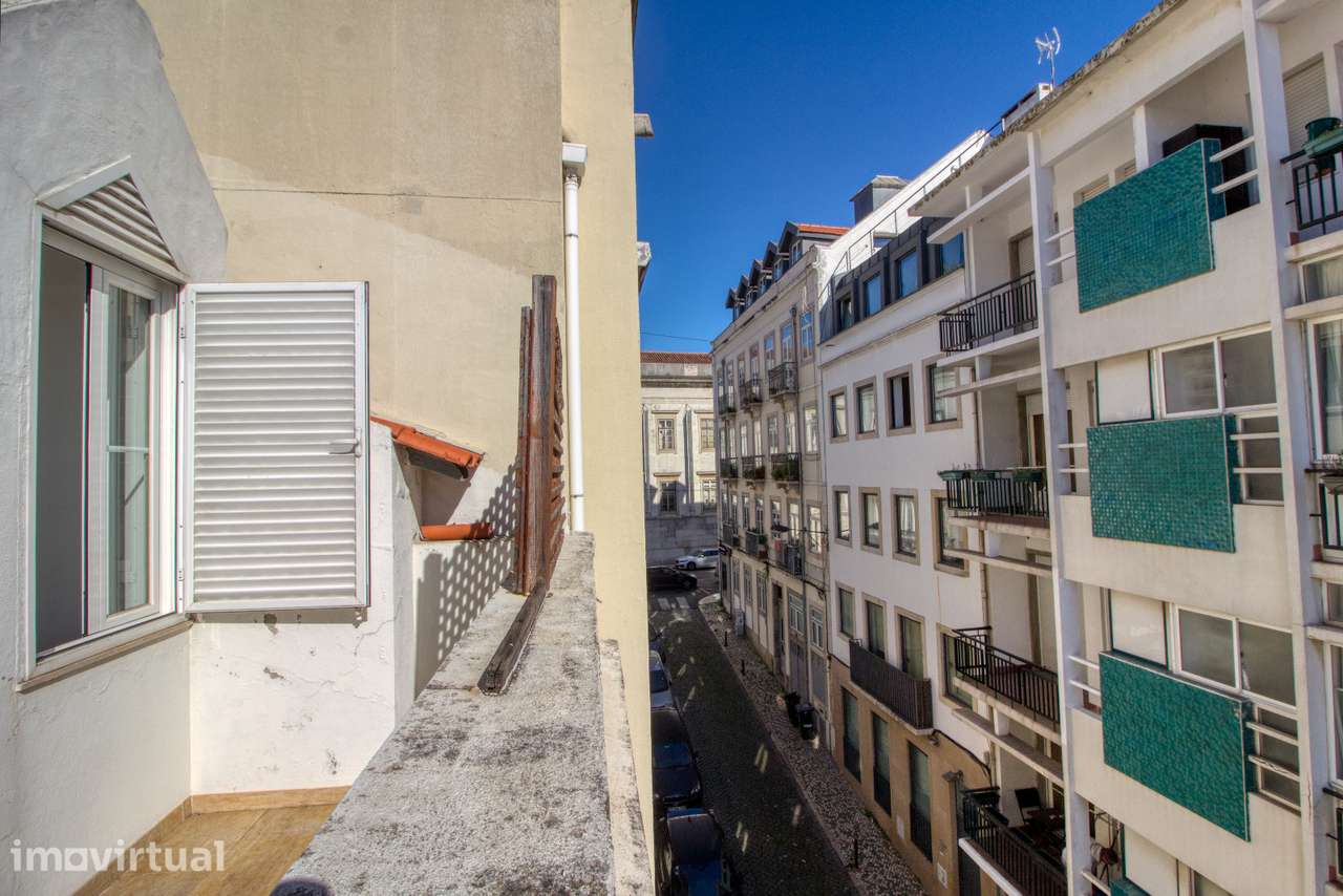Townhouse contemporânea de 4 pisos no coração do Príncipe Real - Grande imagem: 2/29