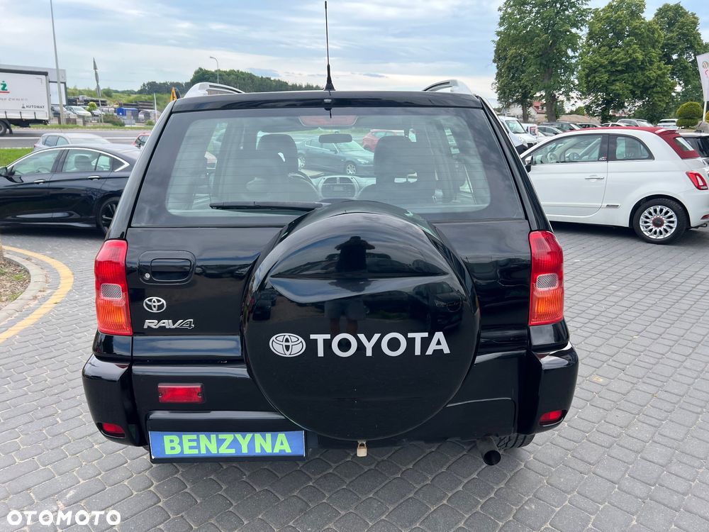 Toyota RAV4 2.0 VVT-i 4x4 - 7