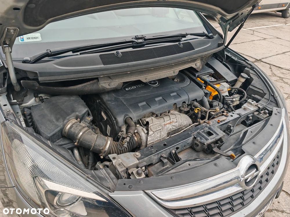 Opel Zafira Tourer 2.0 CDTI Innovation - 29