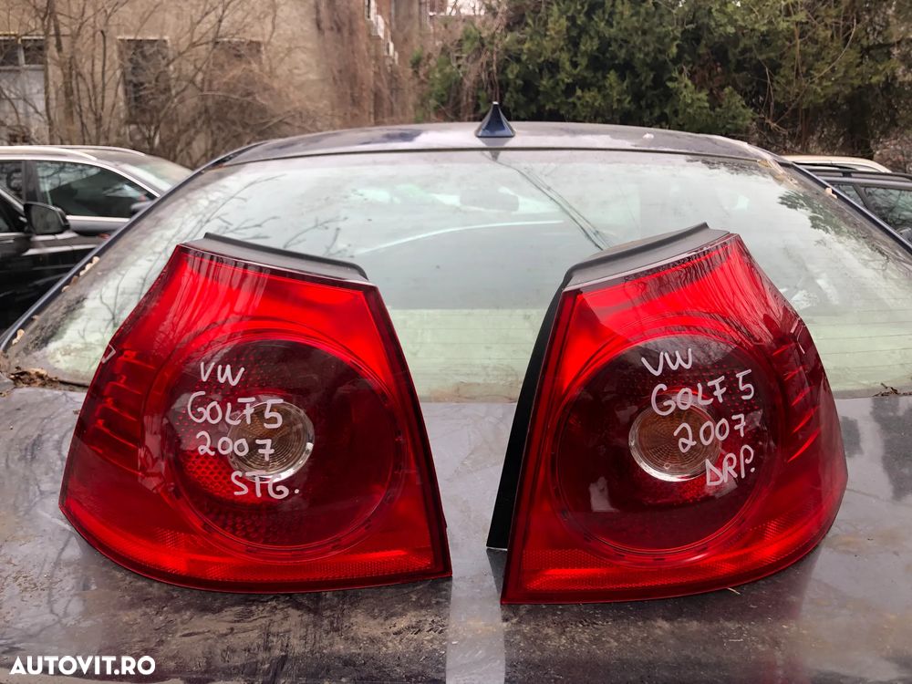 Stop stanga/Stop dreapta aripa spate VW Volkswagen Golf 5 - 7