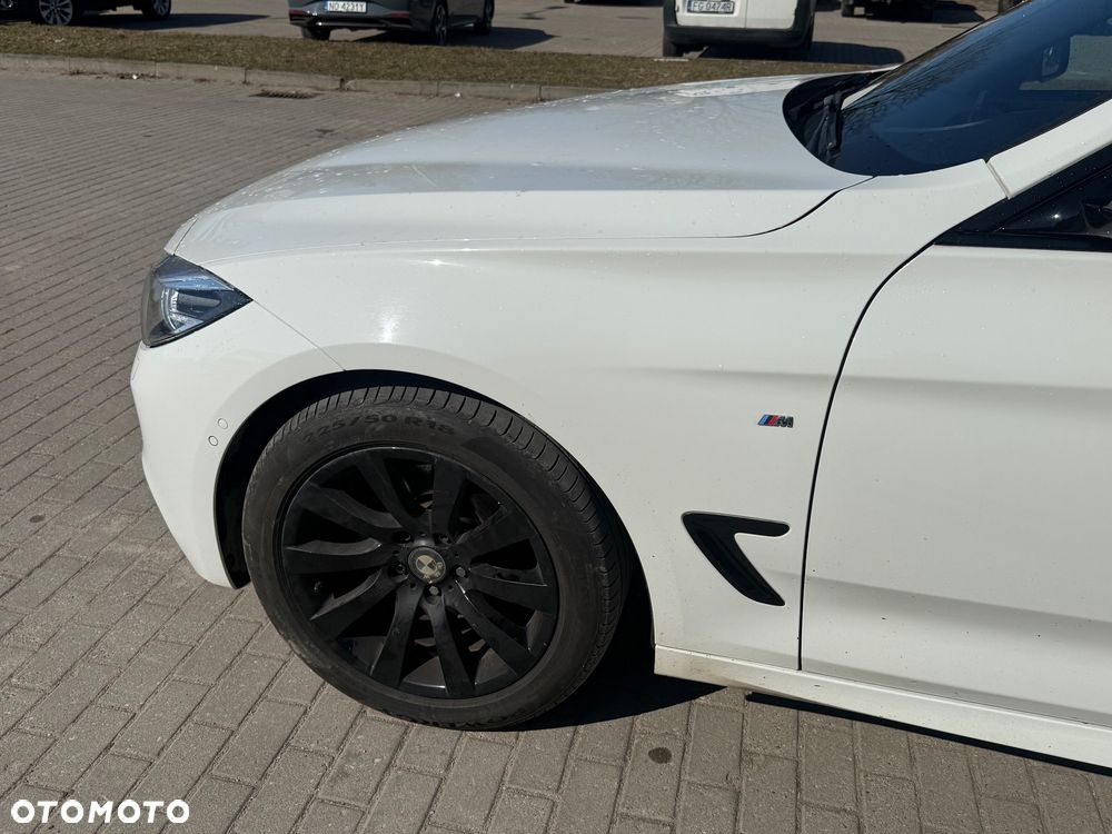 BMW Seria 3 325d M Sport Sport - 11