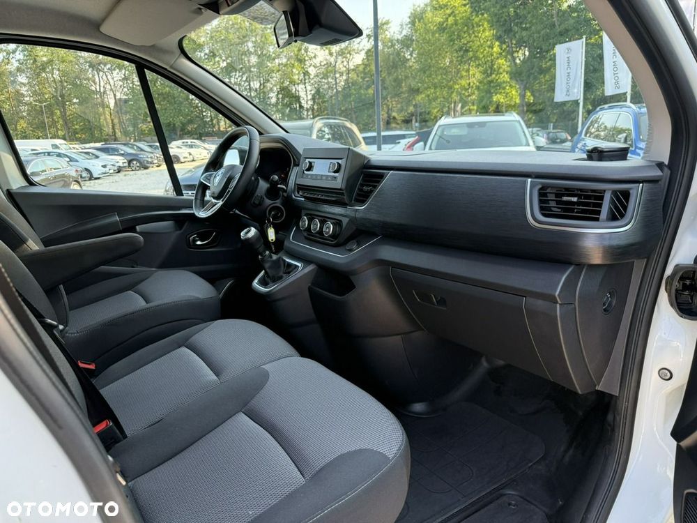 Renault Trafic - 18
