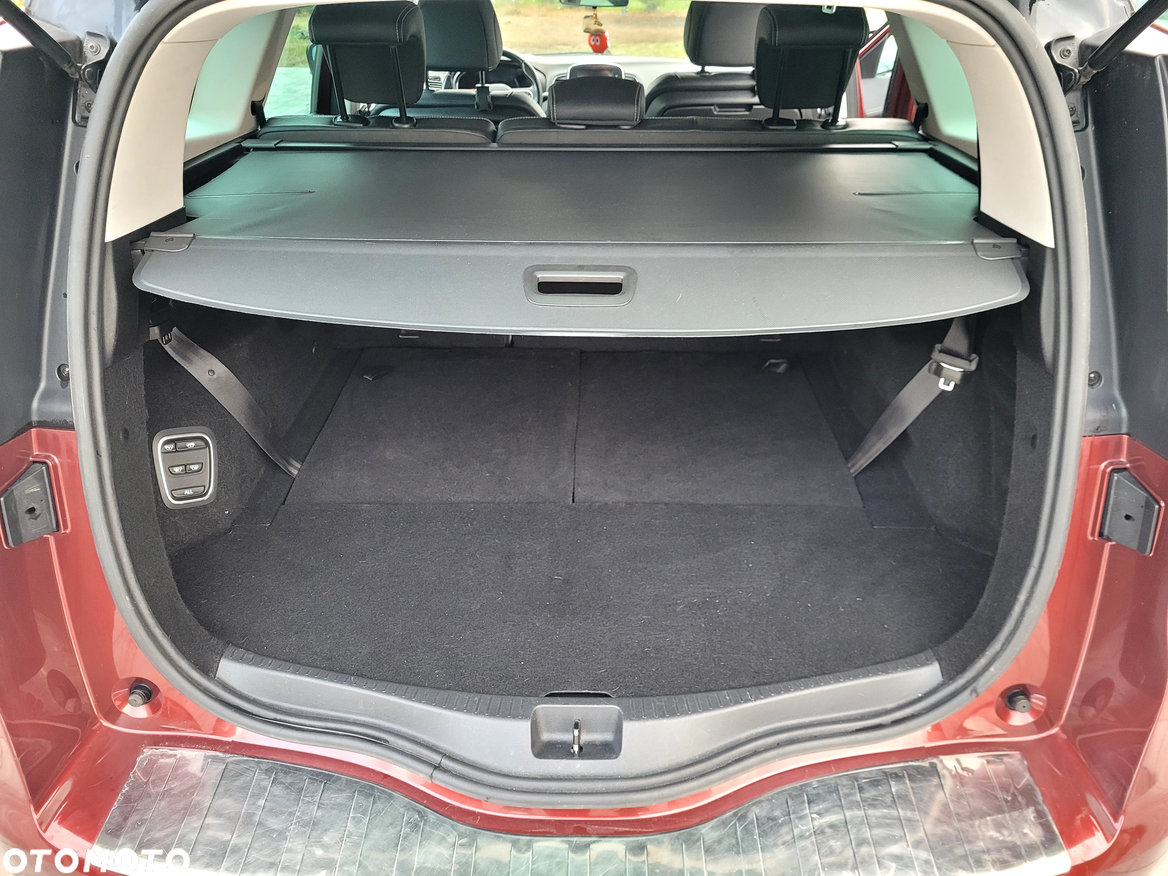 Renault Grand Scenic Gr 1.3 TCe FAP Intens - 23