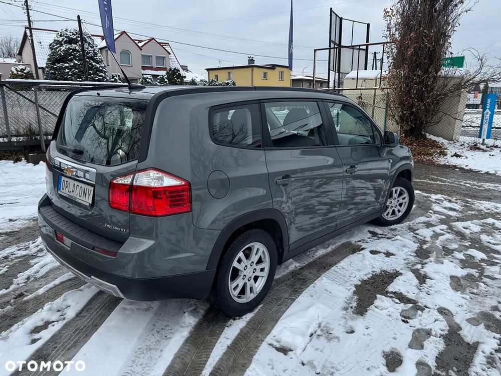 Chevrolet Orlando - 10