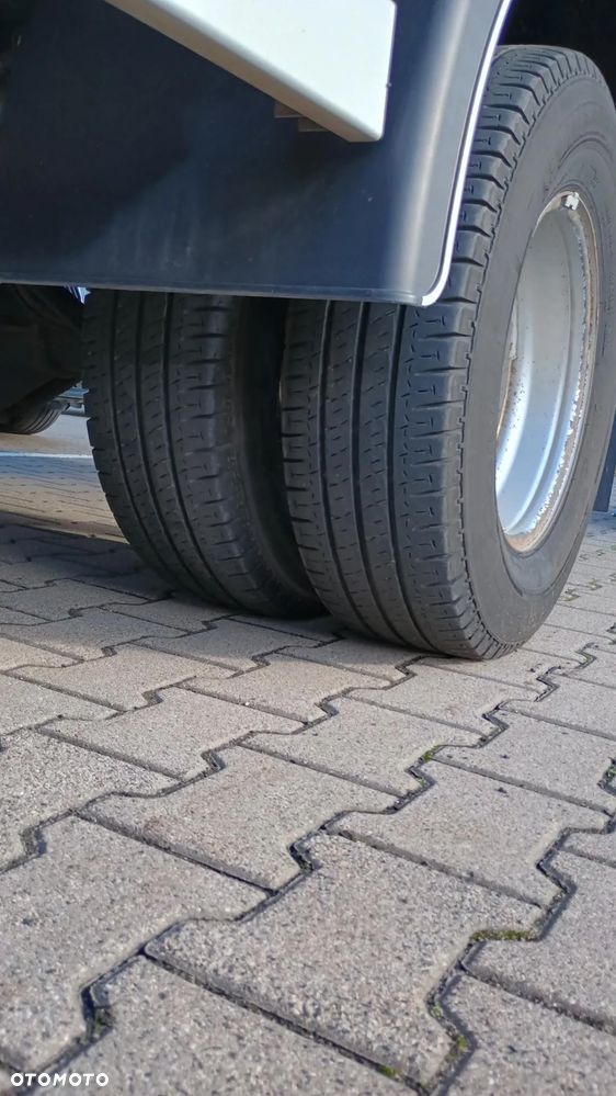 Iveco Daily 70C18 - 11