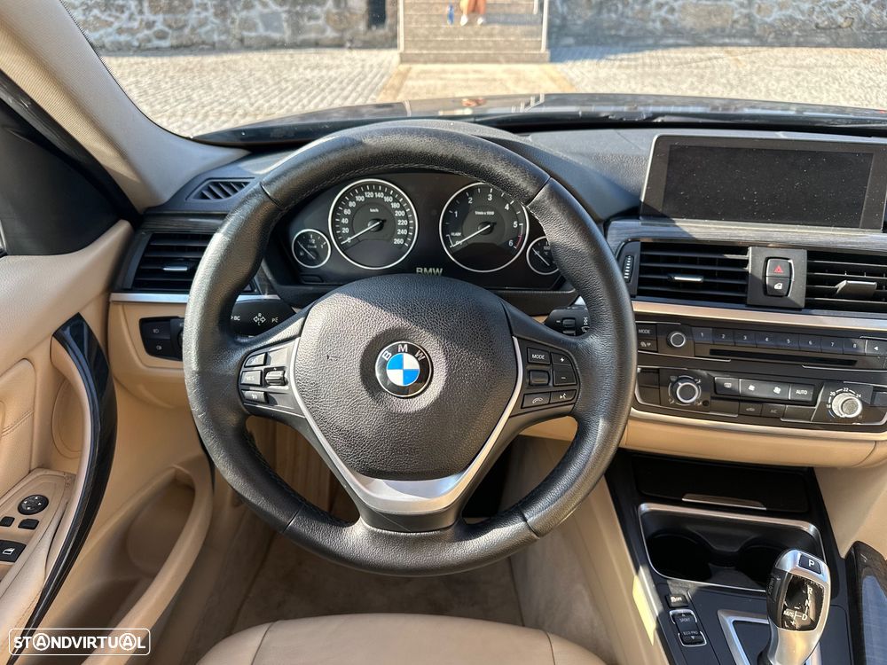 BMW 320 d Auto Line Luxury - 33
