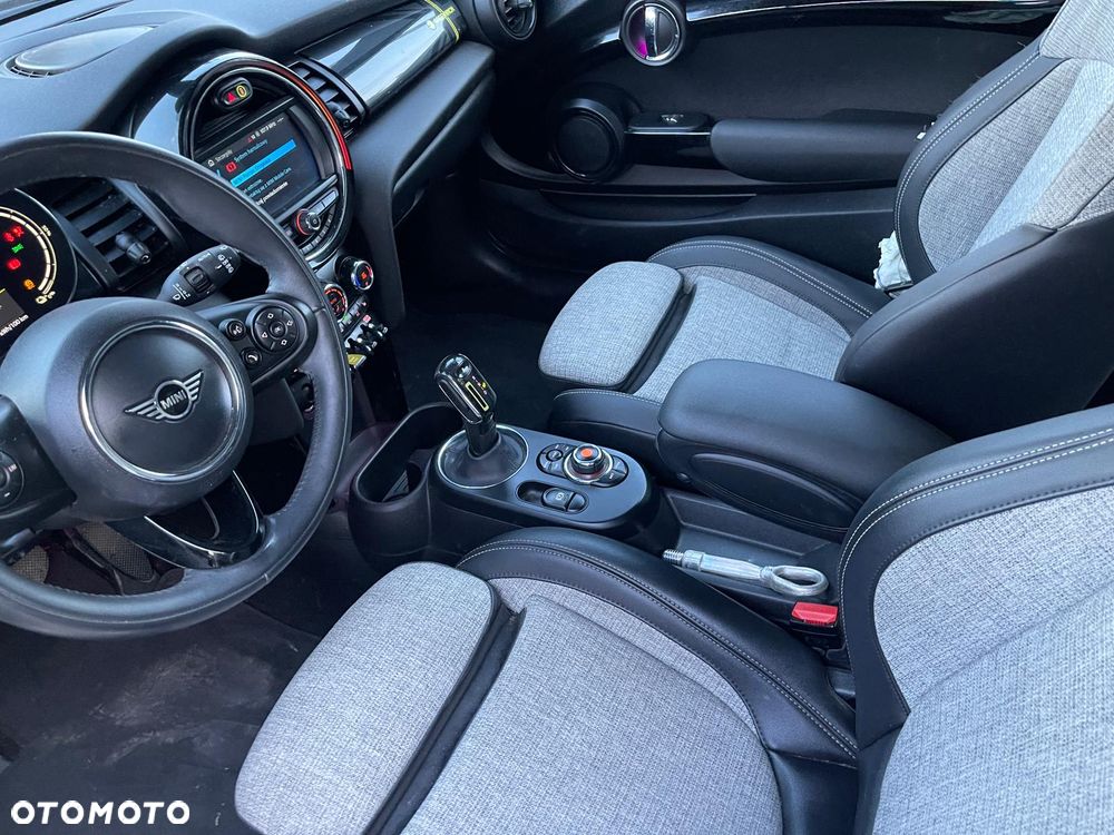 MINI Cooper SE Electric Trim - 12