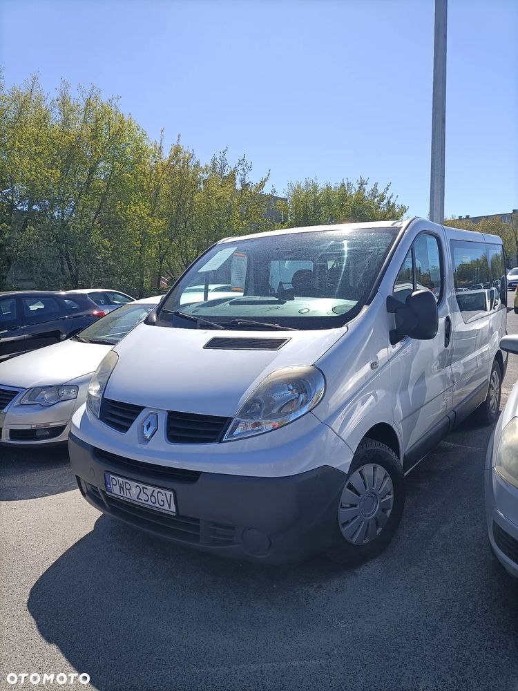 Renault Trafic - 2