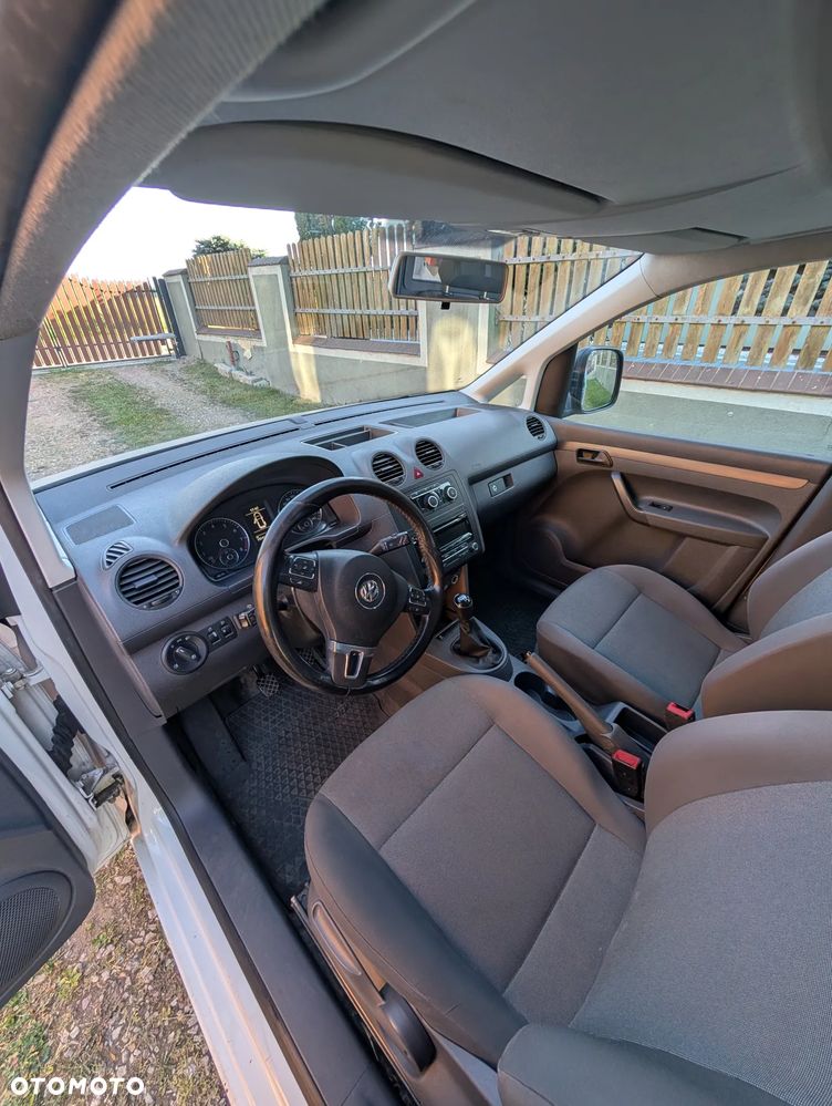 Volkswagen Caddy - 17
