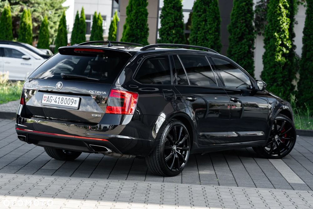 Skoda Octavia 2.0 TSI (Green tec) DSG RS - 13