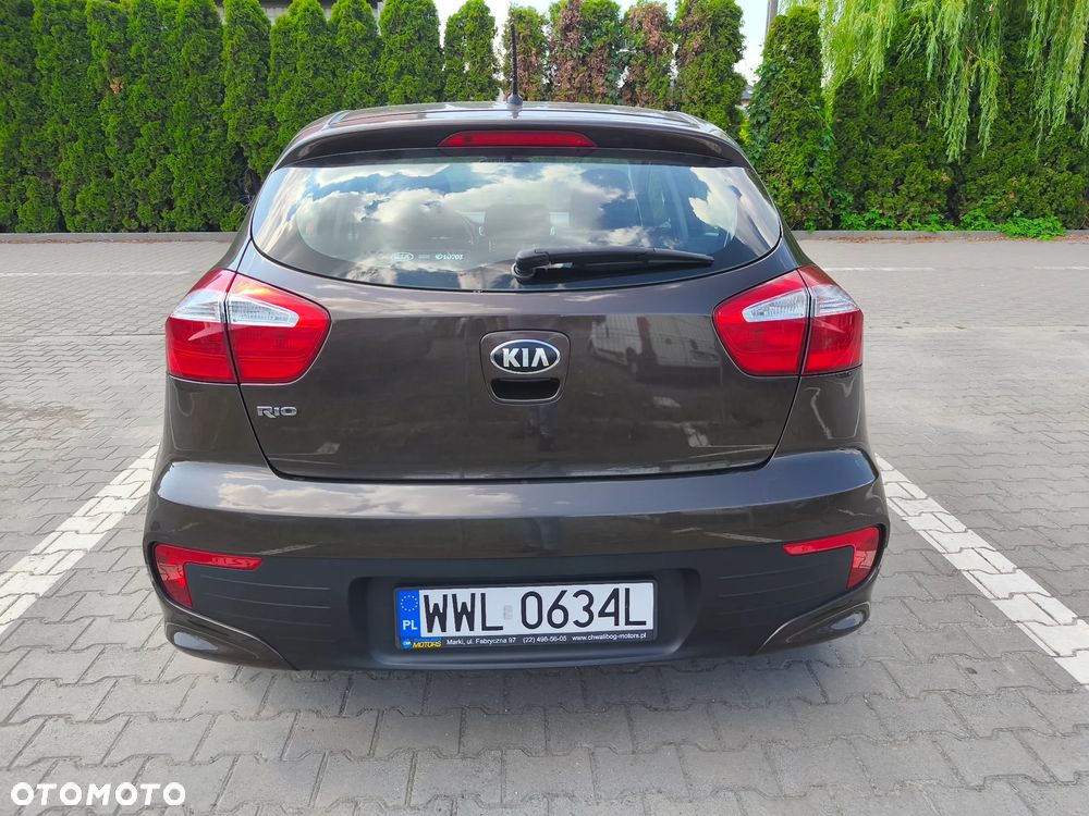 Kia Rio 1.2 M - 7