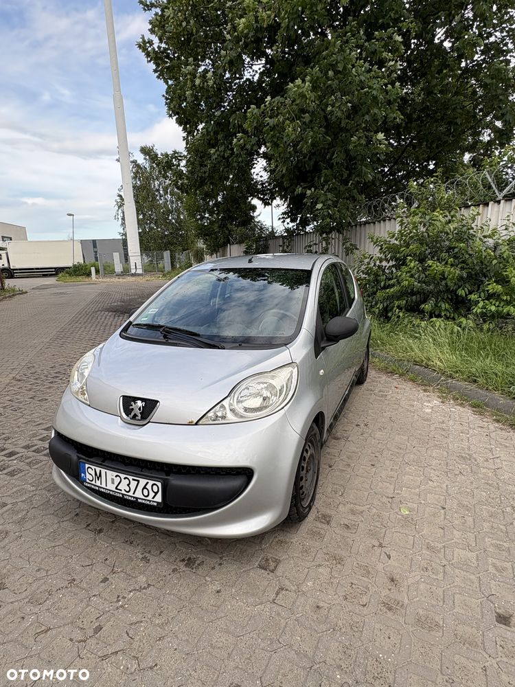 Peugeot 107 - 1