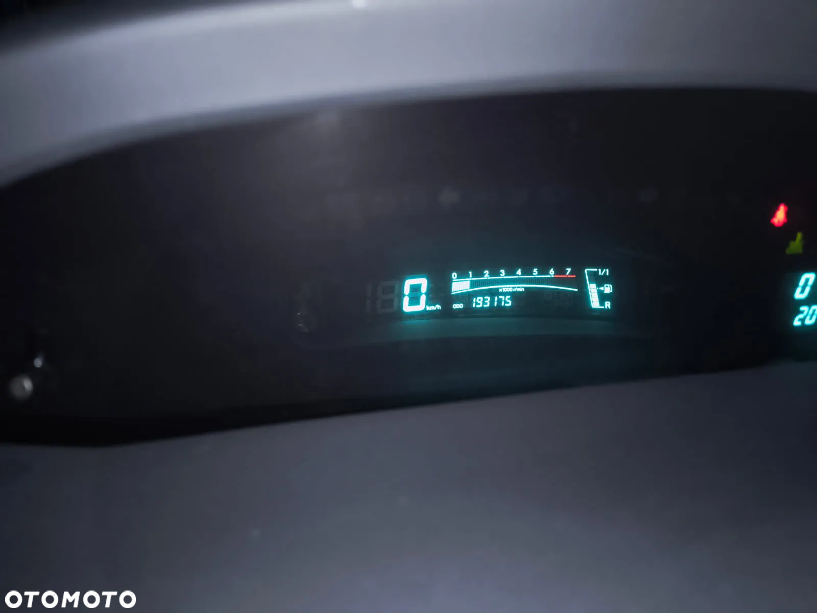 Toyota Yaris 1.0 Luna A/C - 9
