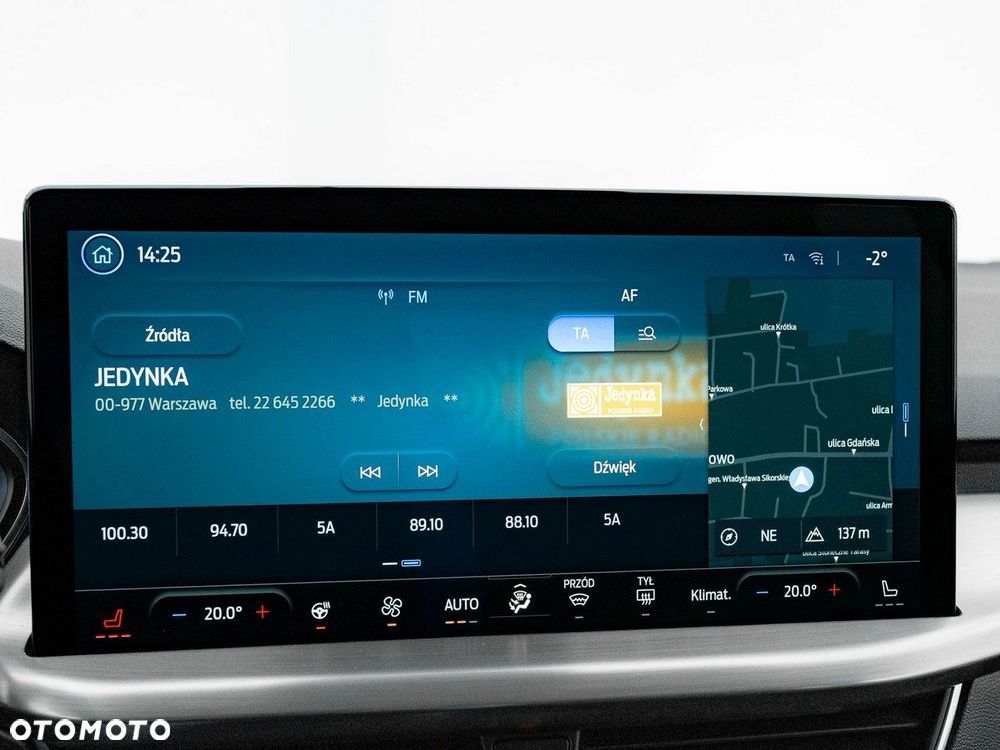 Ford Focus 1.0 EcoBoost Titanium X - 23