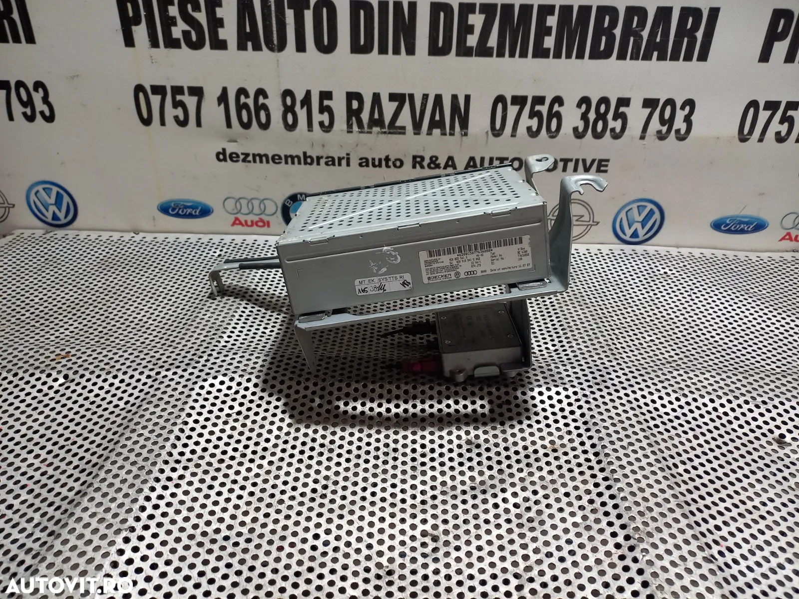 Modul Multimedia Unitate Radio Audi Q7 4L Cod 4ES - Dezmembrari Arad - 7