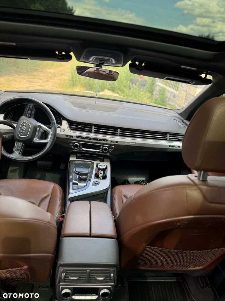 Audi Q7 3.0 TFSI Quattro Tiptronic - 9
