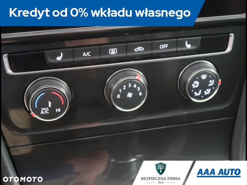 Volkswagen Golf - 13