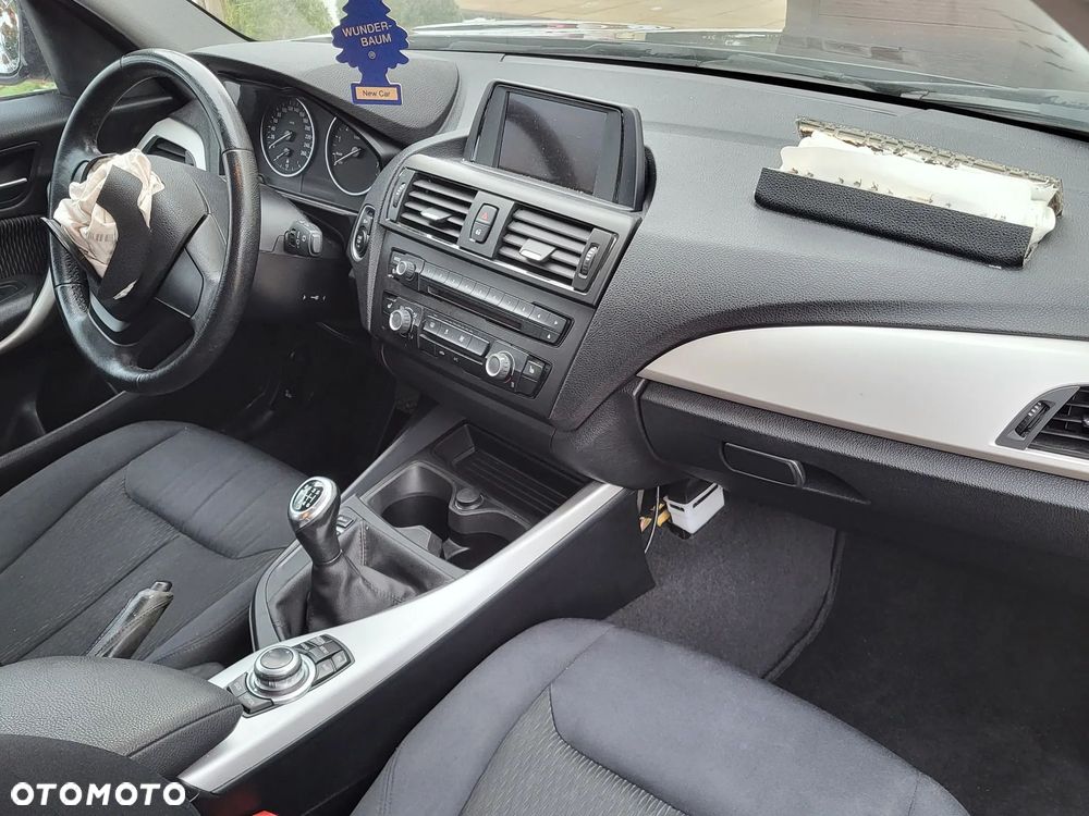 BMW Seria 1 116i Sport Line - 9