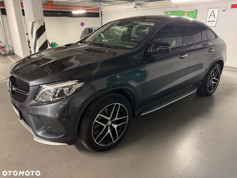 Mercedes-Benz GLE 450 AMG 4-Matic - 2
