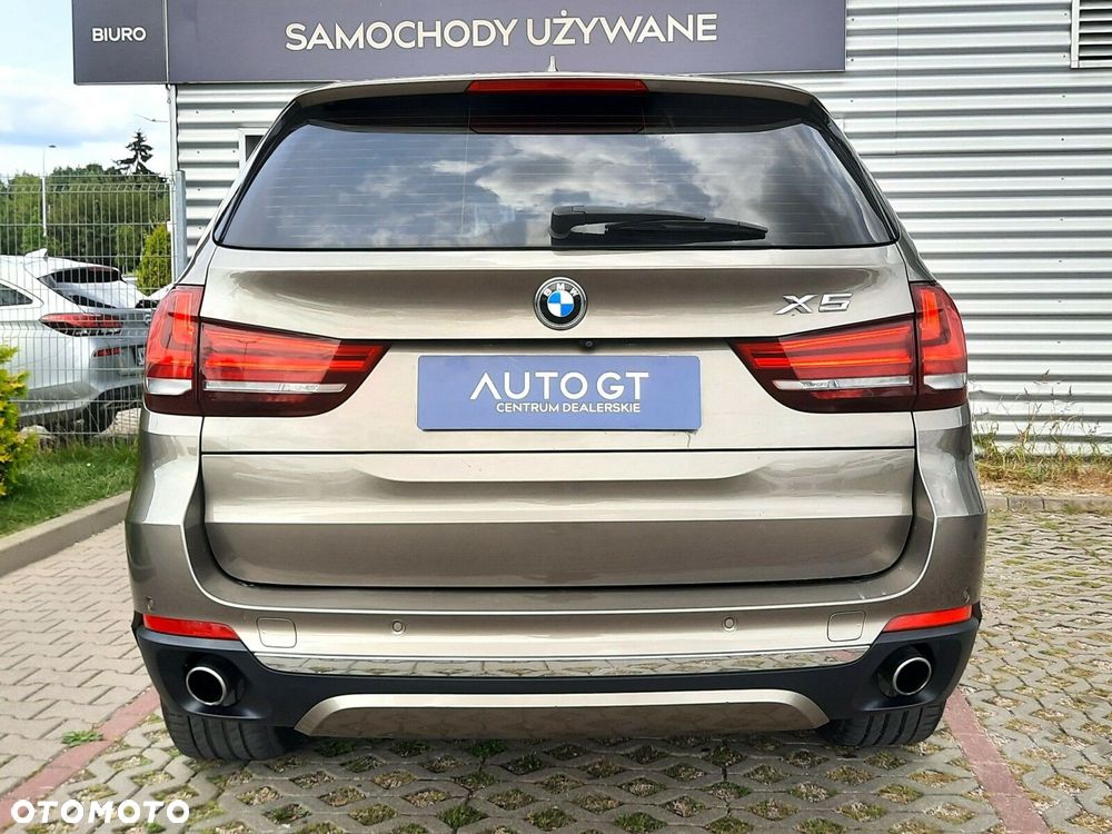 BMW X5 xDrive25d - 28