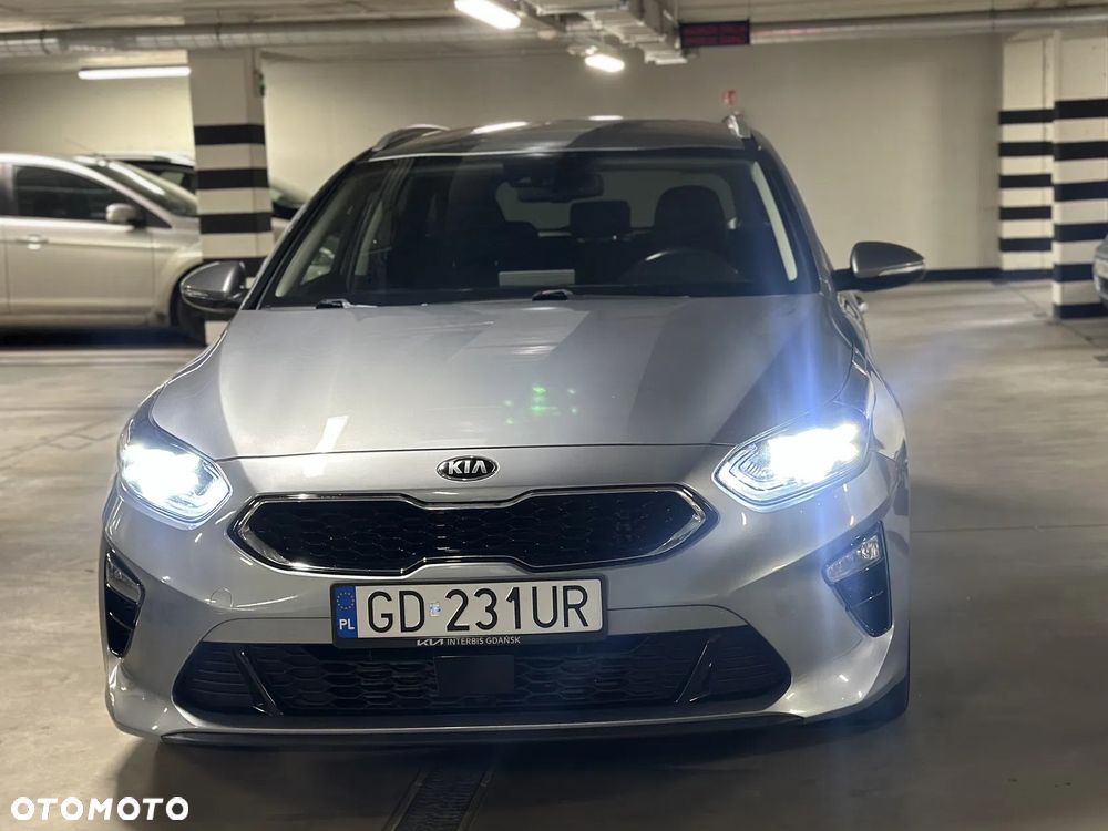 Kia Ceed 1.4 T-GDI L Business Line Plus DCT - 6