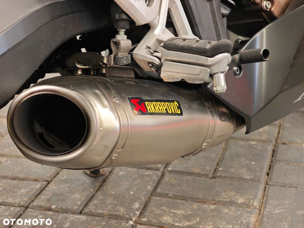 Honda CBR - 13