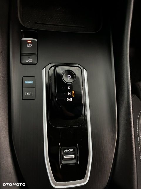 Nissan Qashqai 1.5 e-POWER N-Connecta - 25