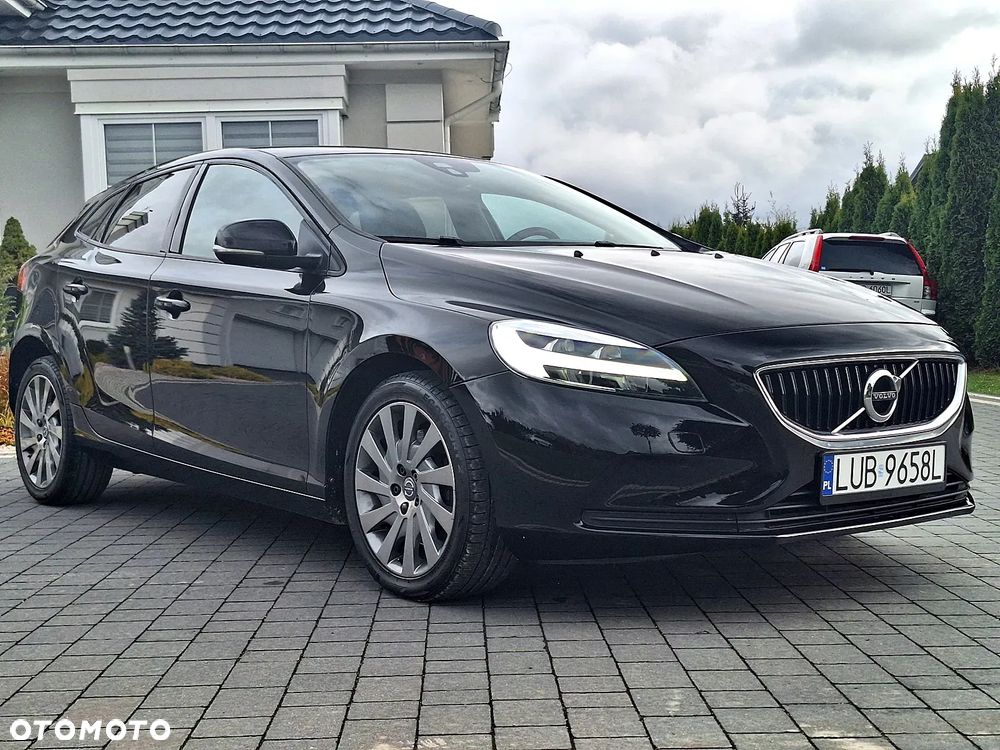 Volvo V40 D2 Drive-E Momentum - 3