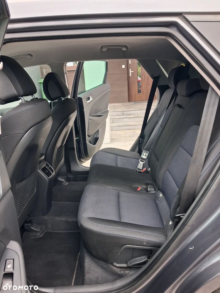 Hyundai Tucson - 11
