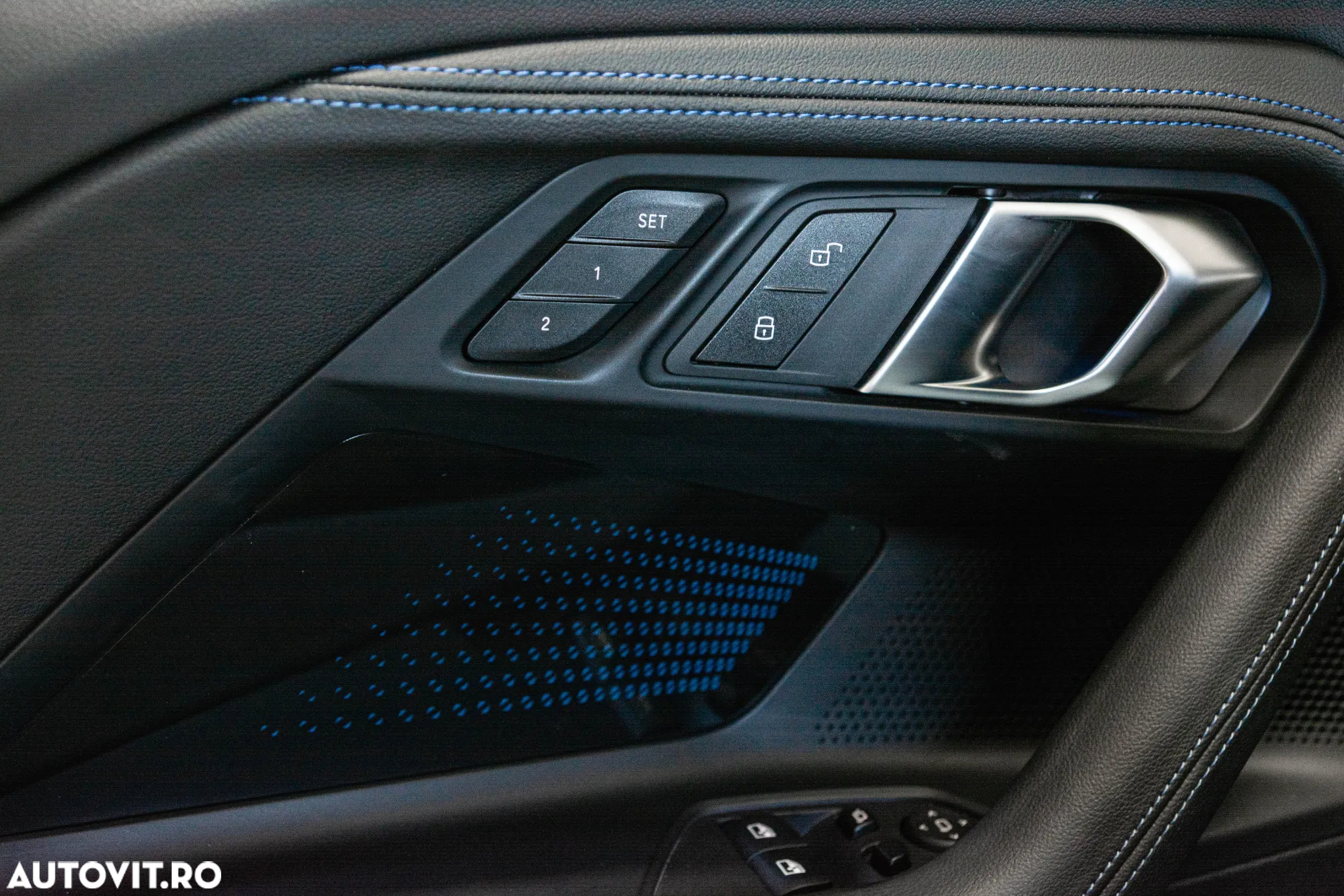 BMW M2 M240i AT - 27