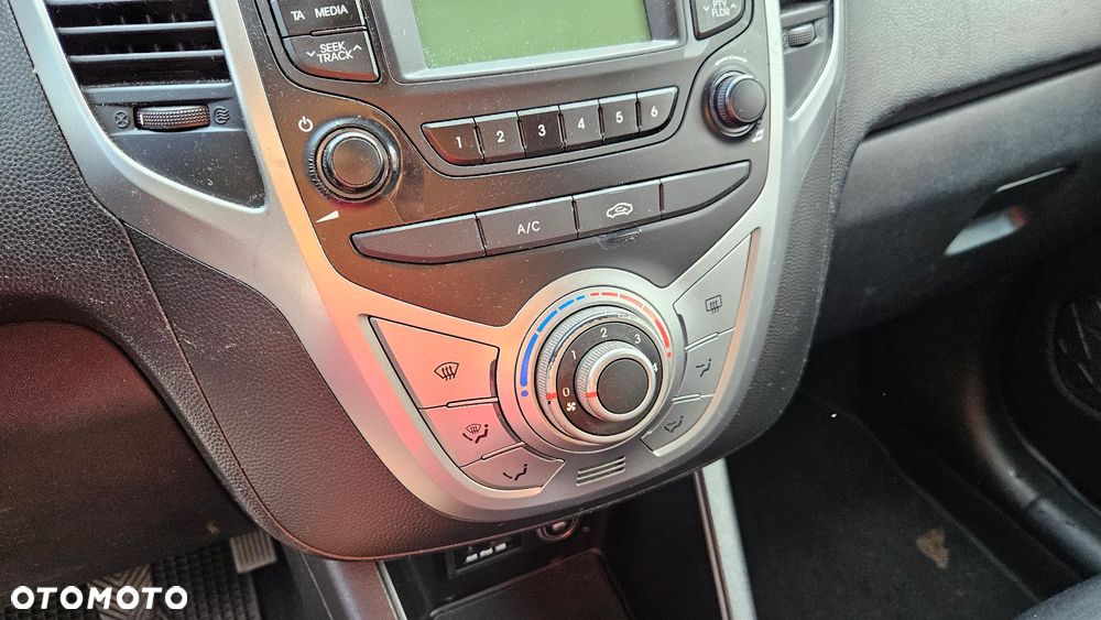 Hyundai ix20 1.4 blue Comfort - 29