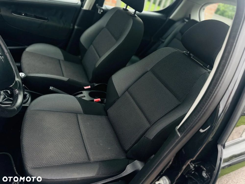 Peugeot 207 1.6 Premium - 30