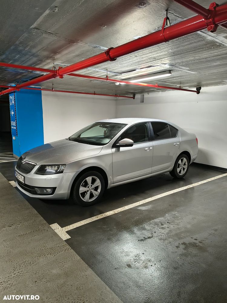 Skoda Octavia 1.6 TDI Ambition Greenline - 2