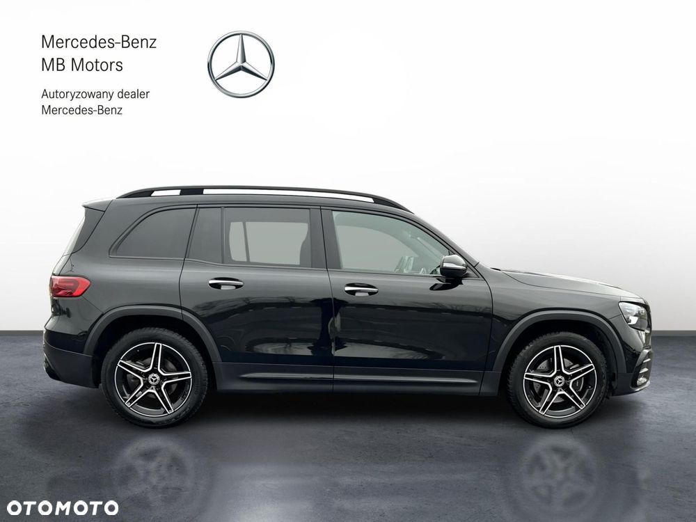 Mercedes-Benz GLB 200 AMG Line 7G-DCT - 7