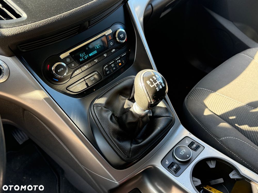 Ford Kuga - 17