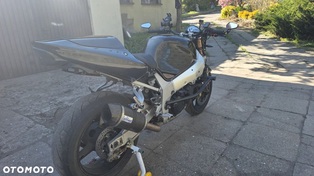 Suzuki GSX-R - 5
